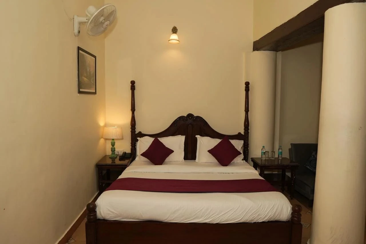 Bliss & Co Manor photo 7