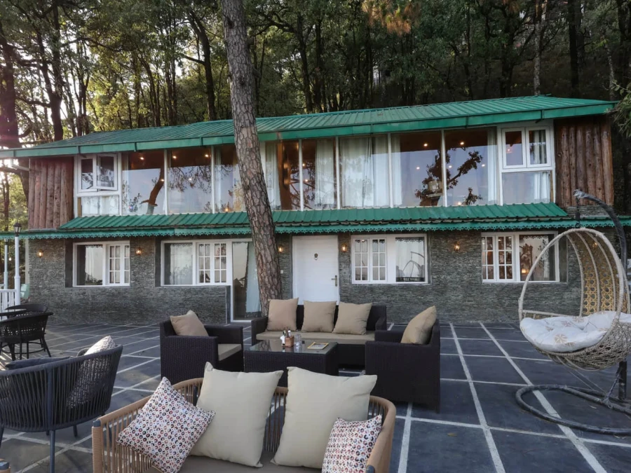 Hunters Lodge