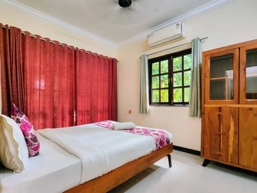 Woodside Retreat