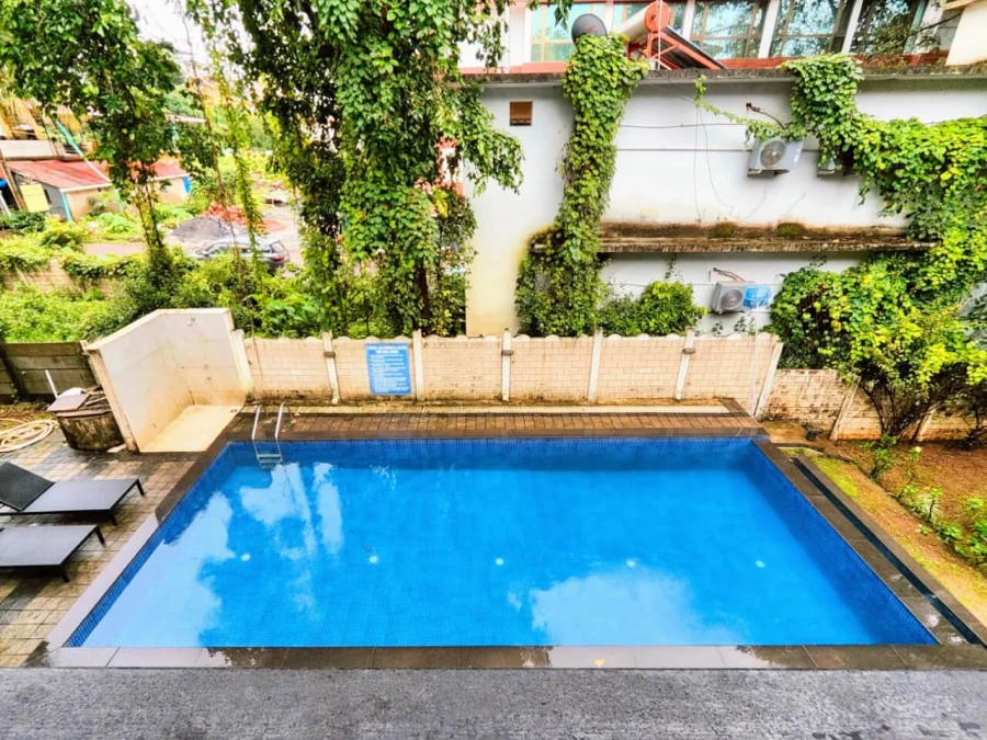 Woodside Retreat